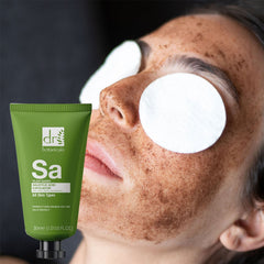 Salicylic Acid Exfoliator with Coffee, Walnut & Vitamin E 30ml