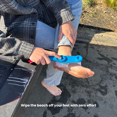 Living in Sunshine Clean Fin Surf Multi-Tool, Fin Key and Wax Comb