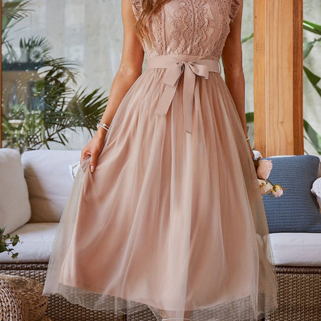 Elegant Lace-Detail Long Dress – Sleeveless & Belted