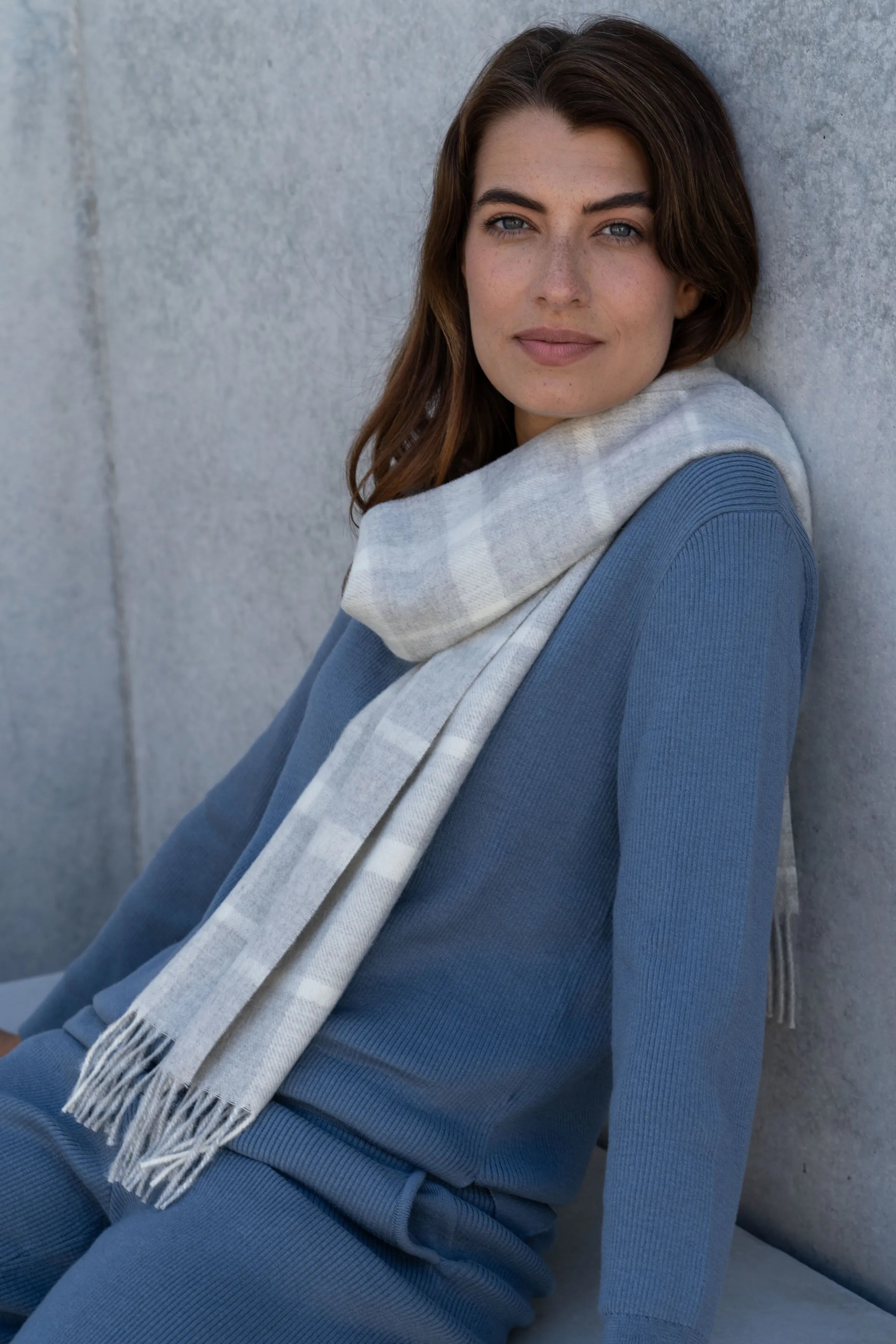 Alpaca Plaid Scarf – Undyed Natural Fibres, Brushed Finish