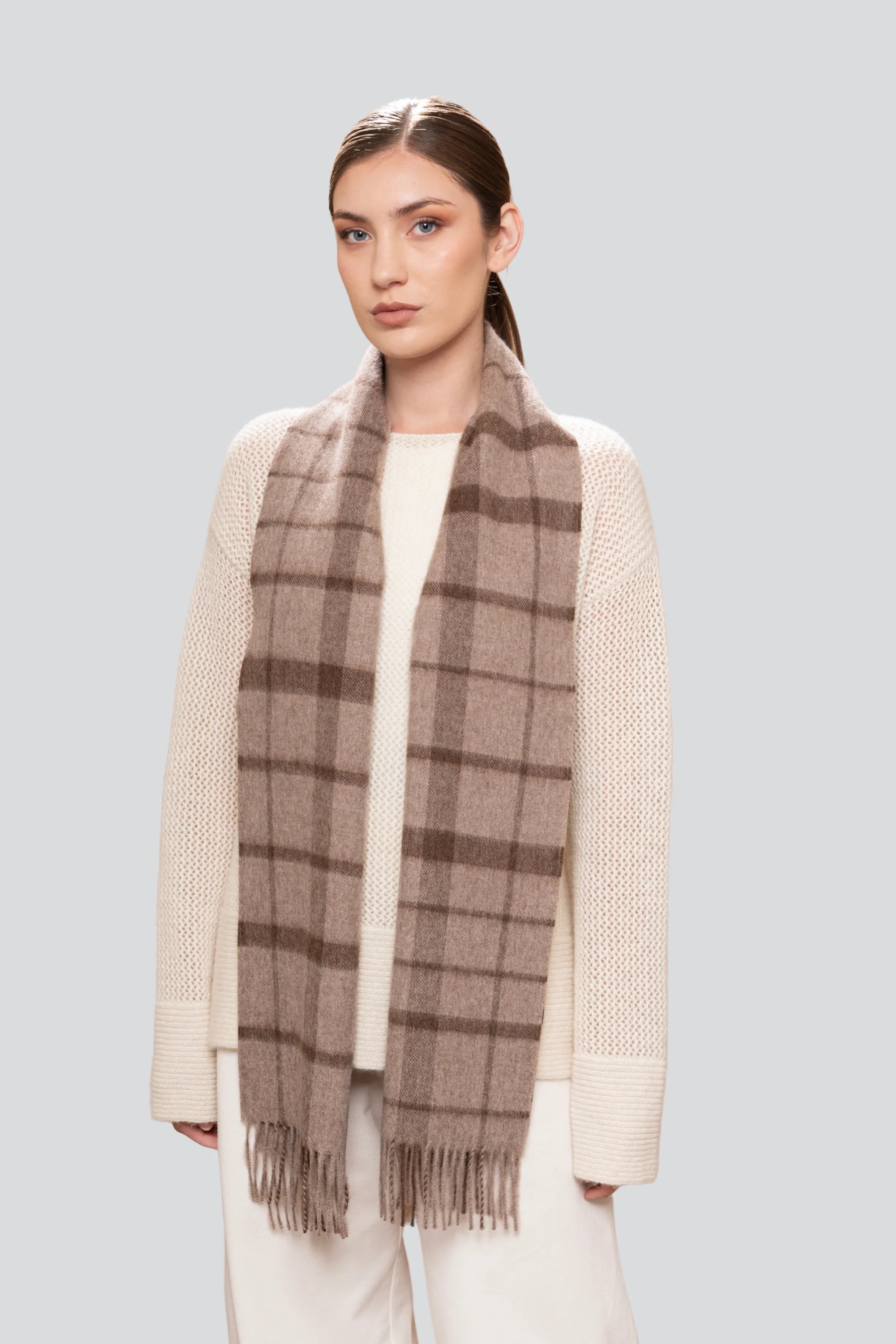Alpaca Plaid Scarf – Undyed Natural Fibres, Brushed Finish