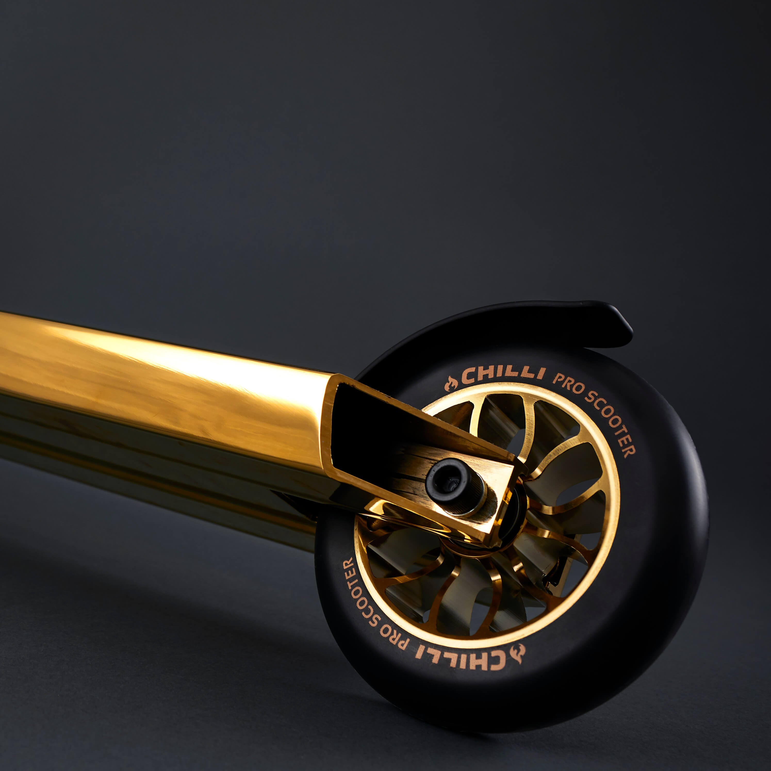 Chilli Reaper Stunt Scooter – Gold, Ages 8–12, Upgradable to 120mm
