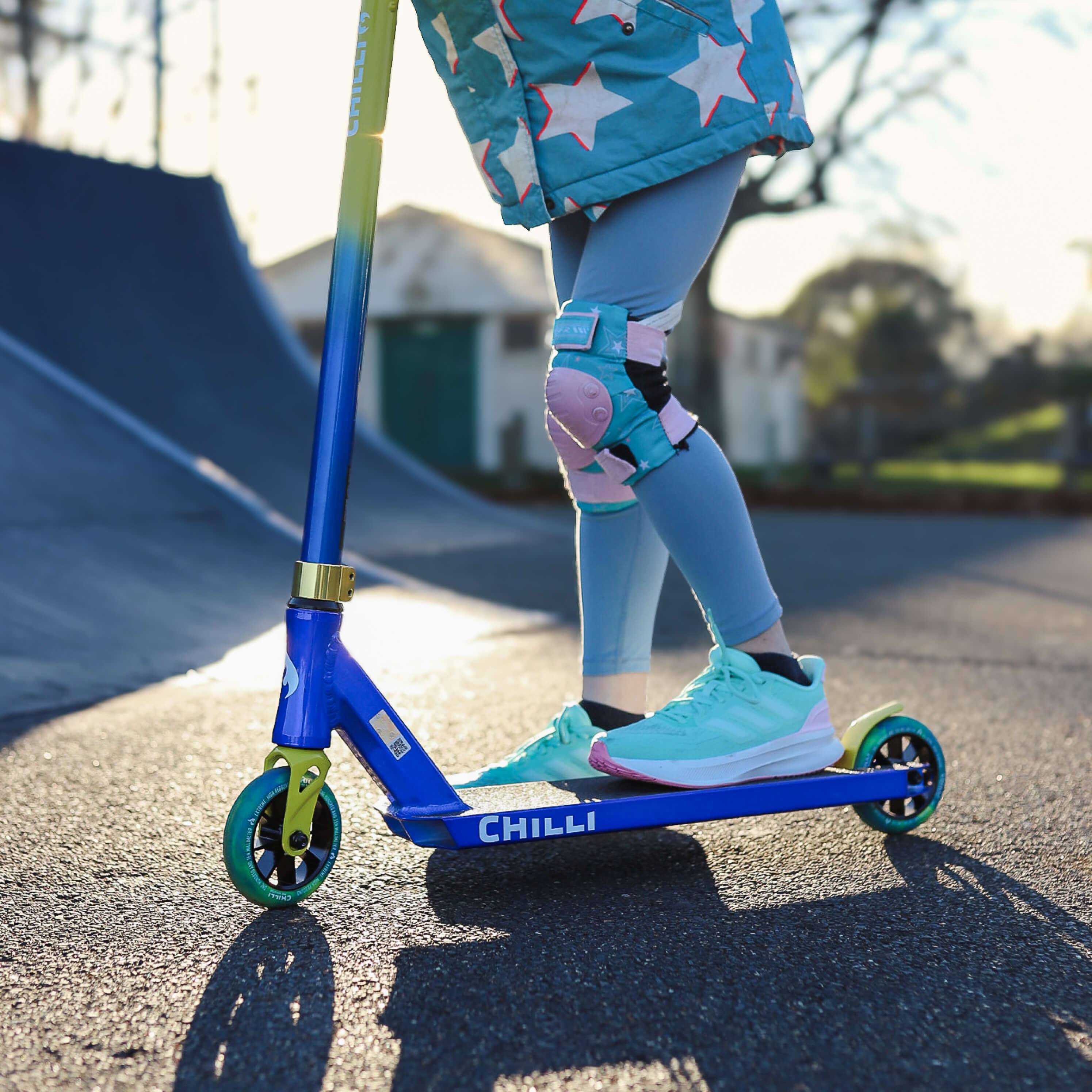 Chilli Base Jumpstart Stunt Scooter – Blue/Yellow, Ages 5–9