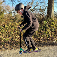 Chilli Rocky Stunt Scooter – Oil Slick Neochrome, Ages 5–9