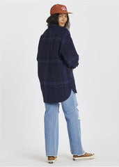 Sisstrevolution Women's Misha Oversized Overshirt, Wool Blend