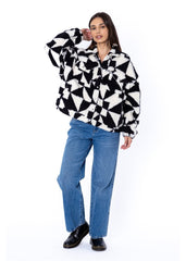 Sisstrevolution Women's Short Sand Sherpa Jacket, Oversized Fit