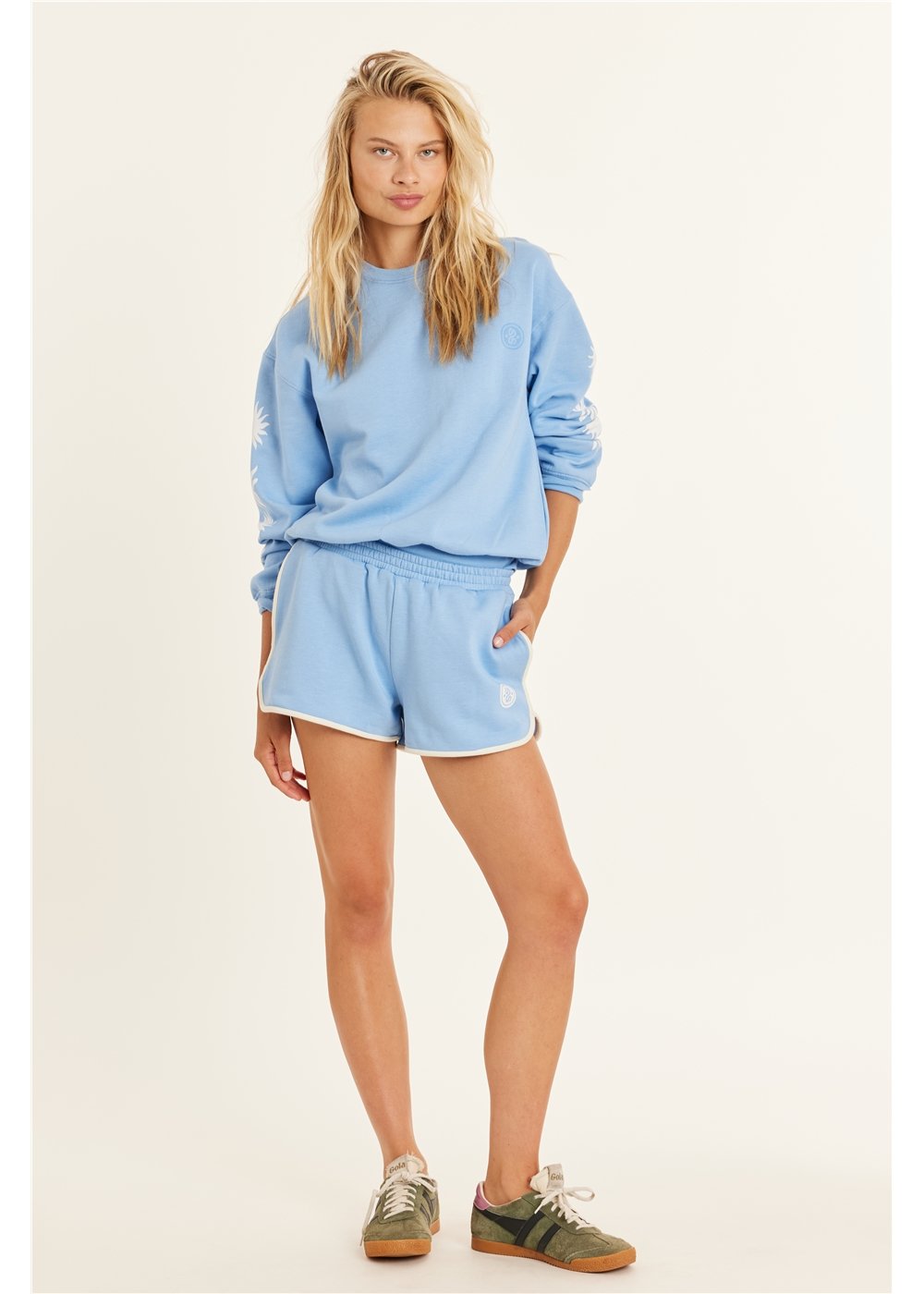 Sisstrevolution Women's Lucia Fleece Crew Sweatshirt, Chest Graphic