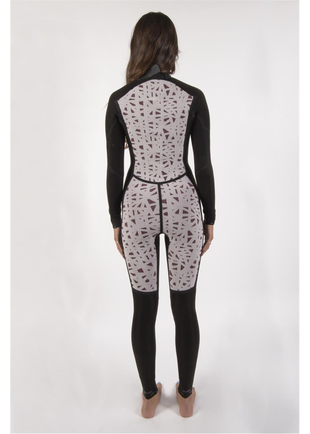 Sisstrevolution Women's 7 Seas 5/4mm Chest Zip Wetsuit, Full Suit