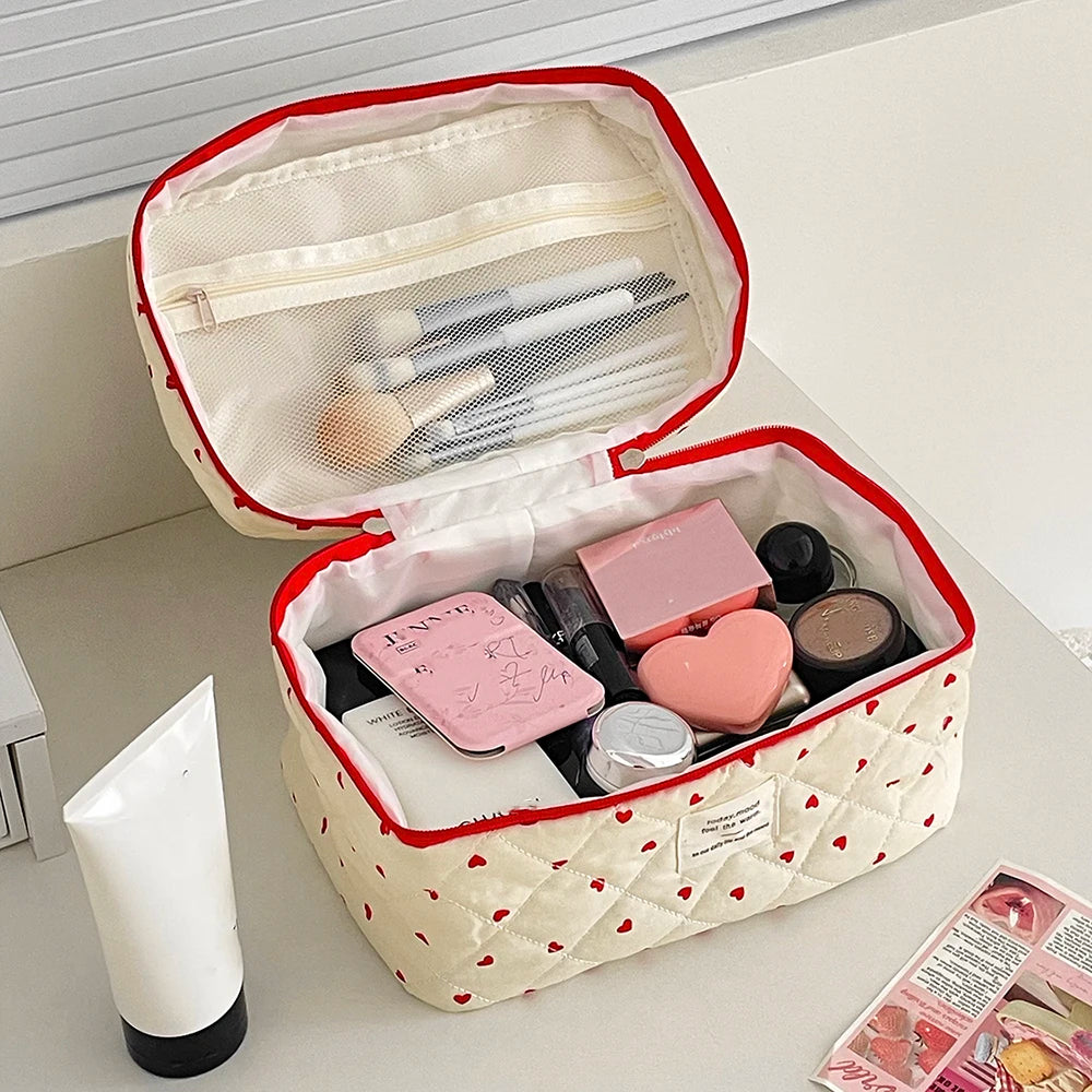 Quilted Heart Print Makeup Bag