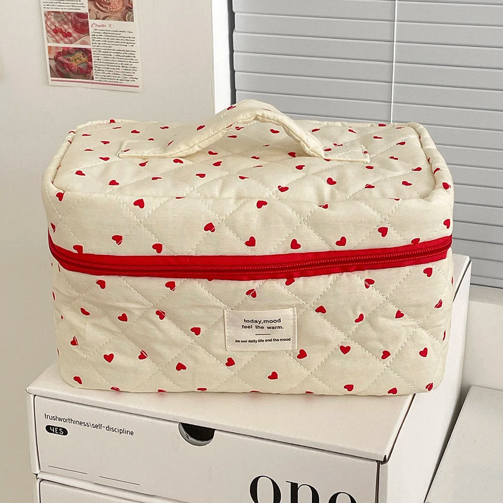 Quilted Heart Print Makeup Bag