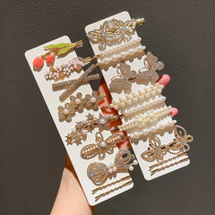Elegance in Flight: Butterfly Hair Clip Collection