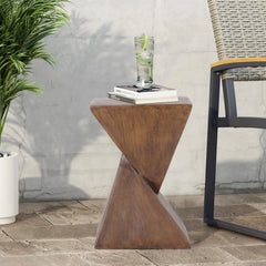 Modern Geometric Concrete Side Table – Indoor & Outdoor Accent Piece