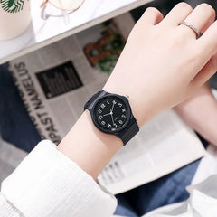 UTHAI Girls' Digital Quartz Watch