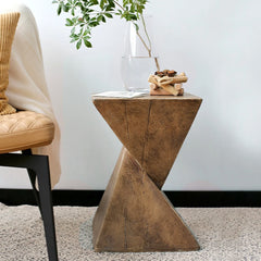 Modern Geometric Concrete Side Table – Indoor & Outdoor Accent Piece