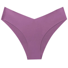 WarmSteps Seamless V-Cut Bikini Panties – Soft, Sexy & Invisible Comfort