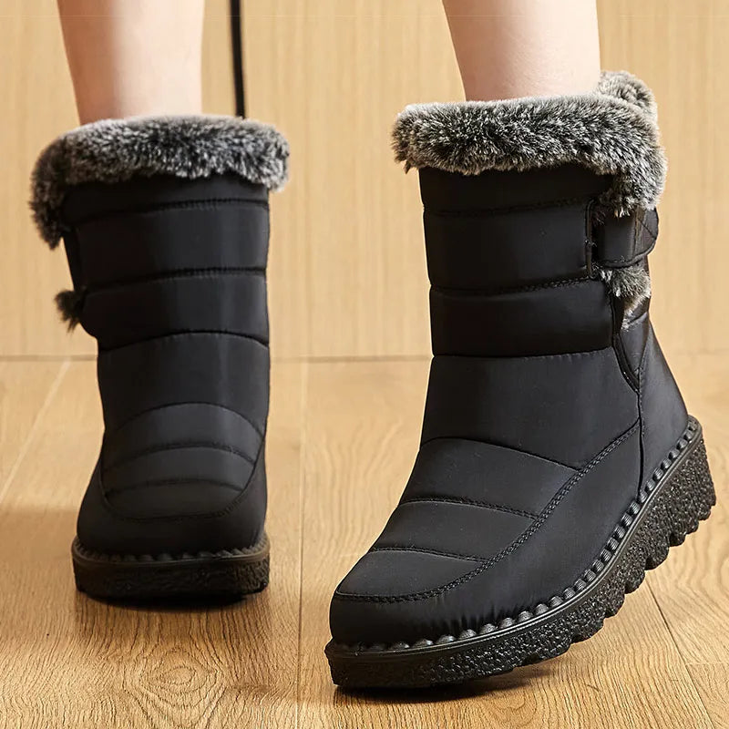 Women's Faux Fur Lined Low Heel Winter Boots