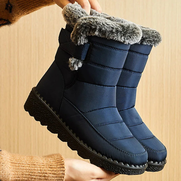 Women's Faux Fur Lined Low Heel Winter Boots