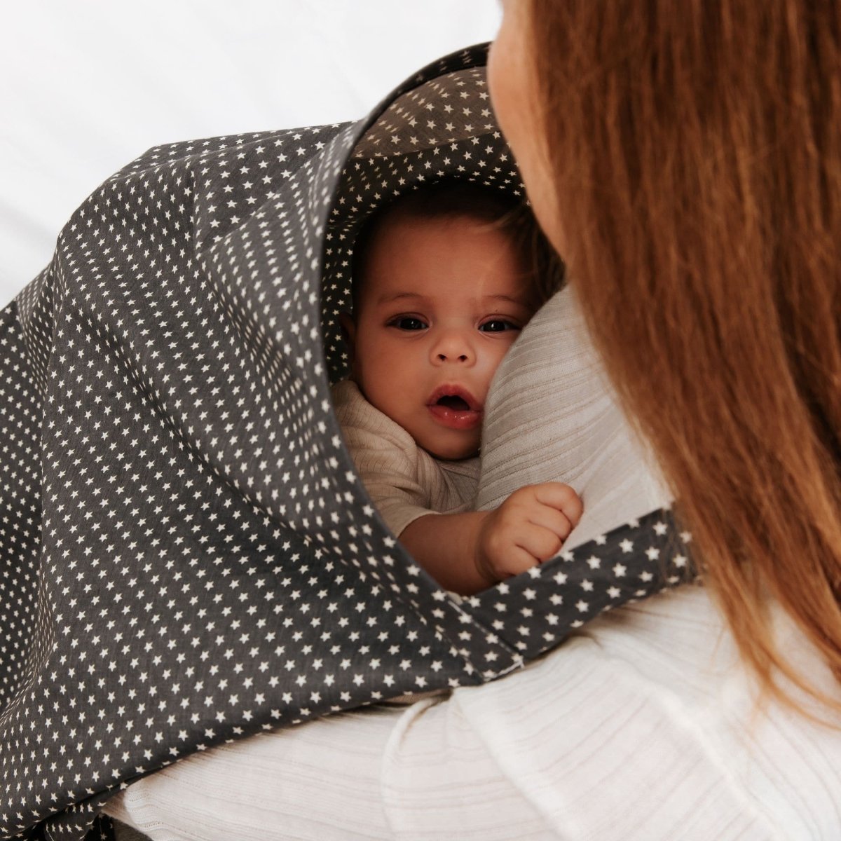 Breastfeeding Cover – White Stars, Nursing Apron with Rigid Neckline