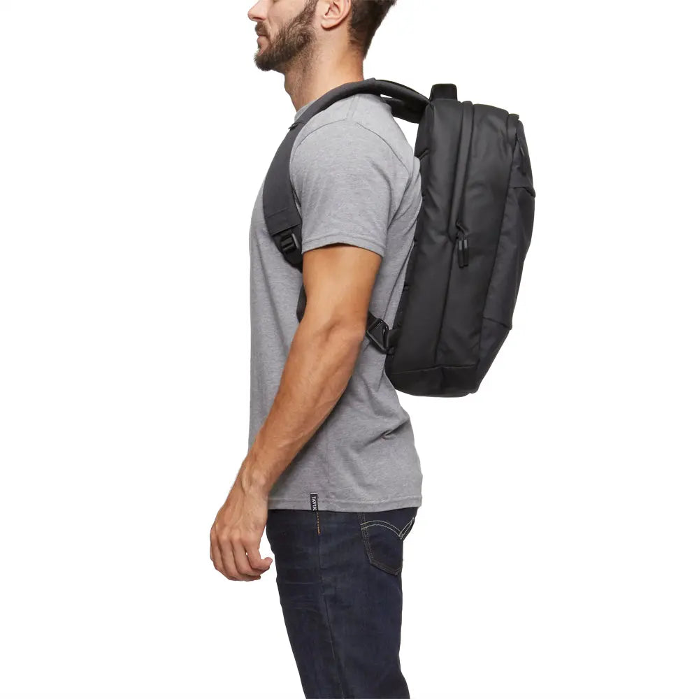 InCase Unisex City Compact Laptop Backpack, Fits Up to 16 Inch