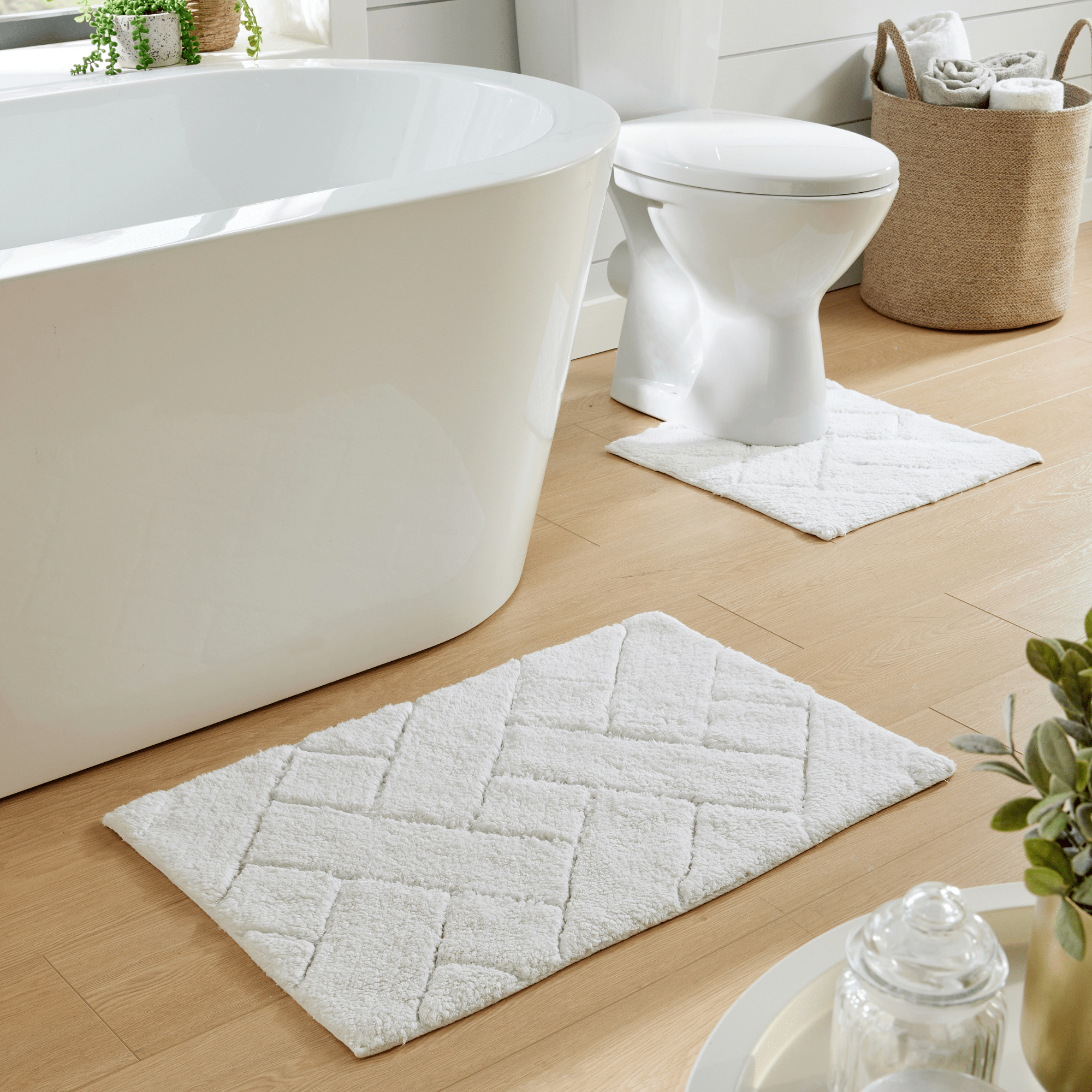 Olivia Rocco Bali Cotton Bath Mat and Pedestal Mat Set, 2 Piece