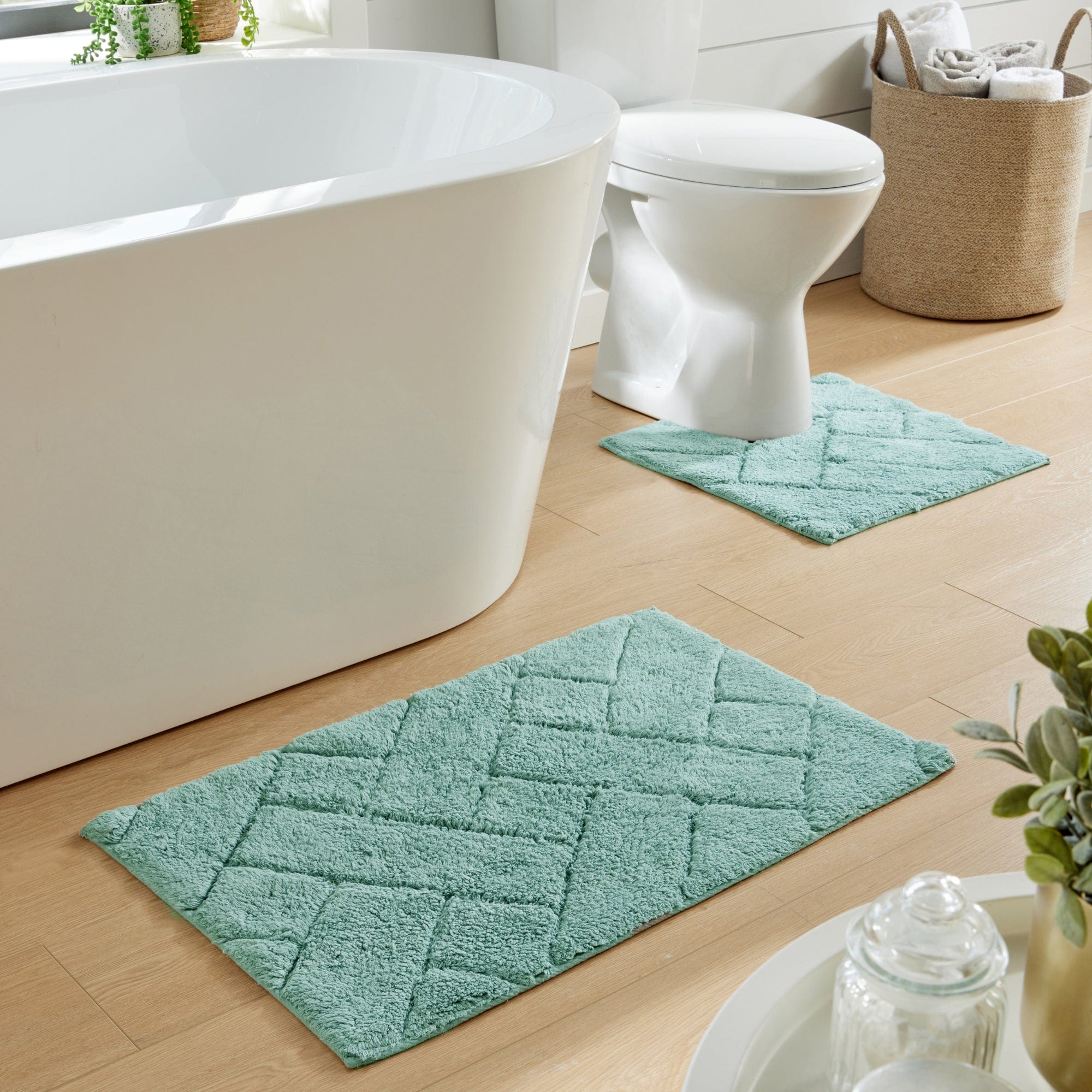 Olivia Rocco Bali Cotton Bath Mat and Pedestal Mat Set, 2 Piece
