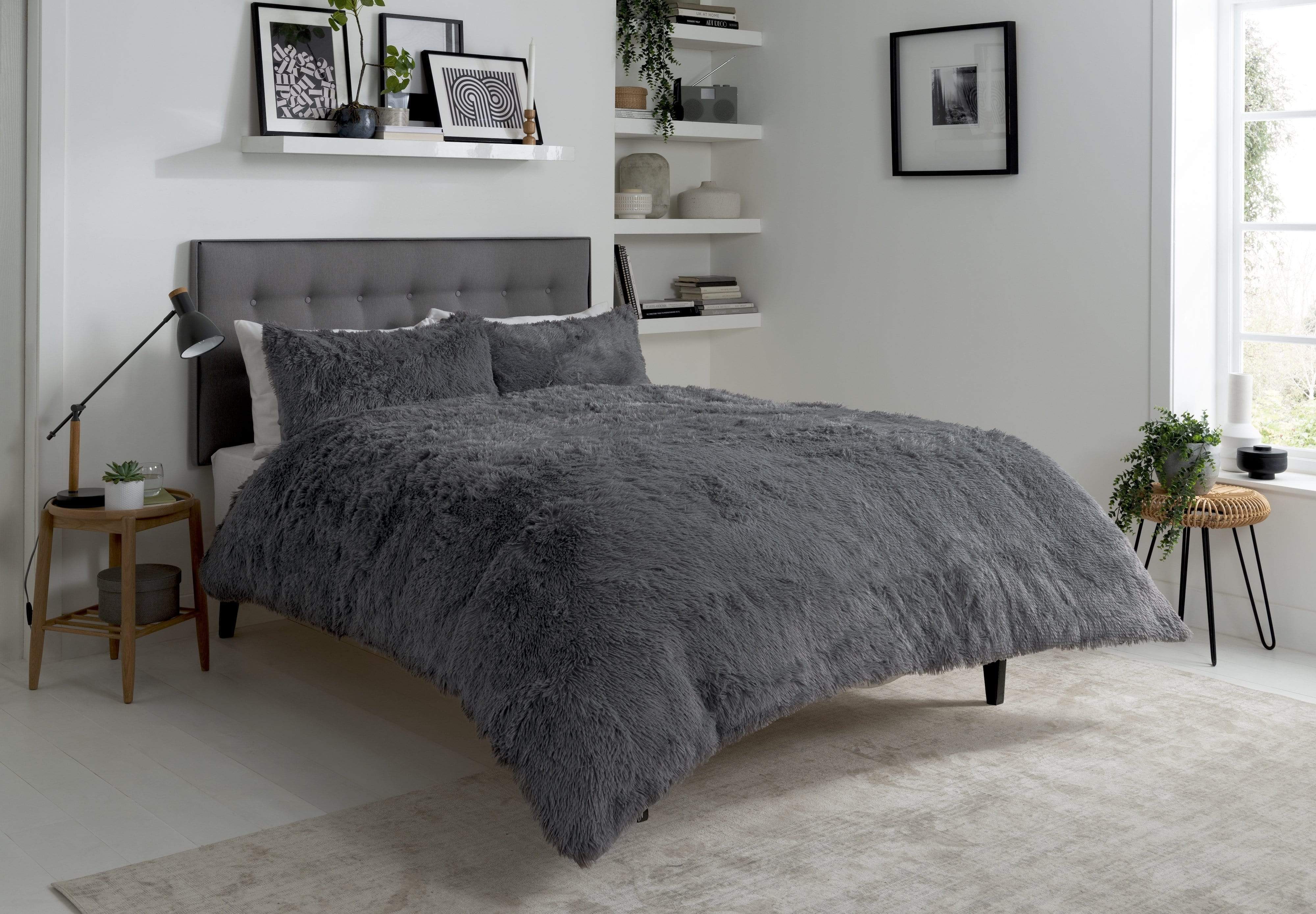 Olivia Rocco Snuggle and Cuddle Faux Fur Duvet Cover Set