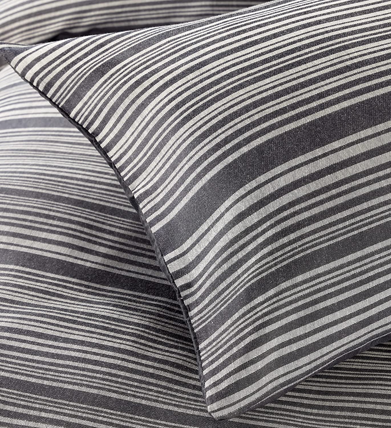 Olivia Rocco Stripe Jacquard Reversible Duvet Cover Set, Cotton Blend