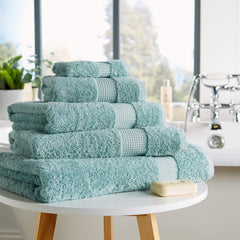 Olivia Rocco Luxe 700gsm Egyptian Cotton Towels