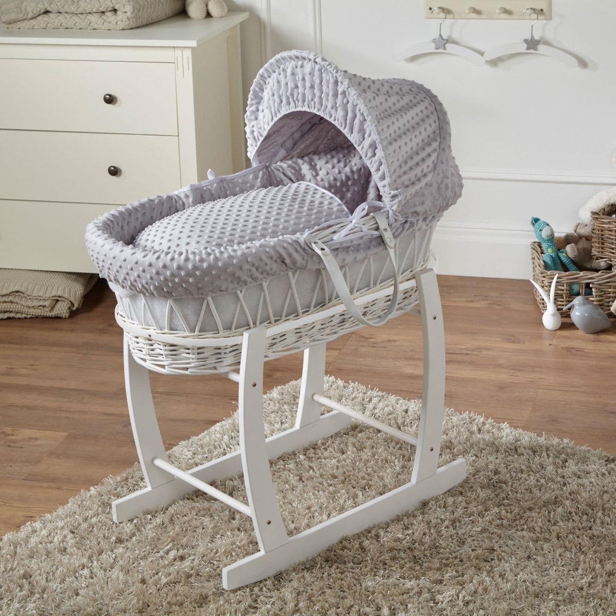 Wicker Moses Basket with Rocking Stand – Newborn Basket, Mattress Included