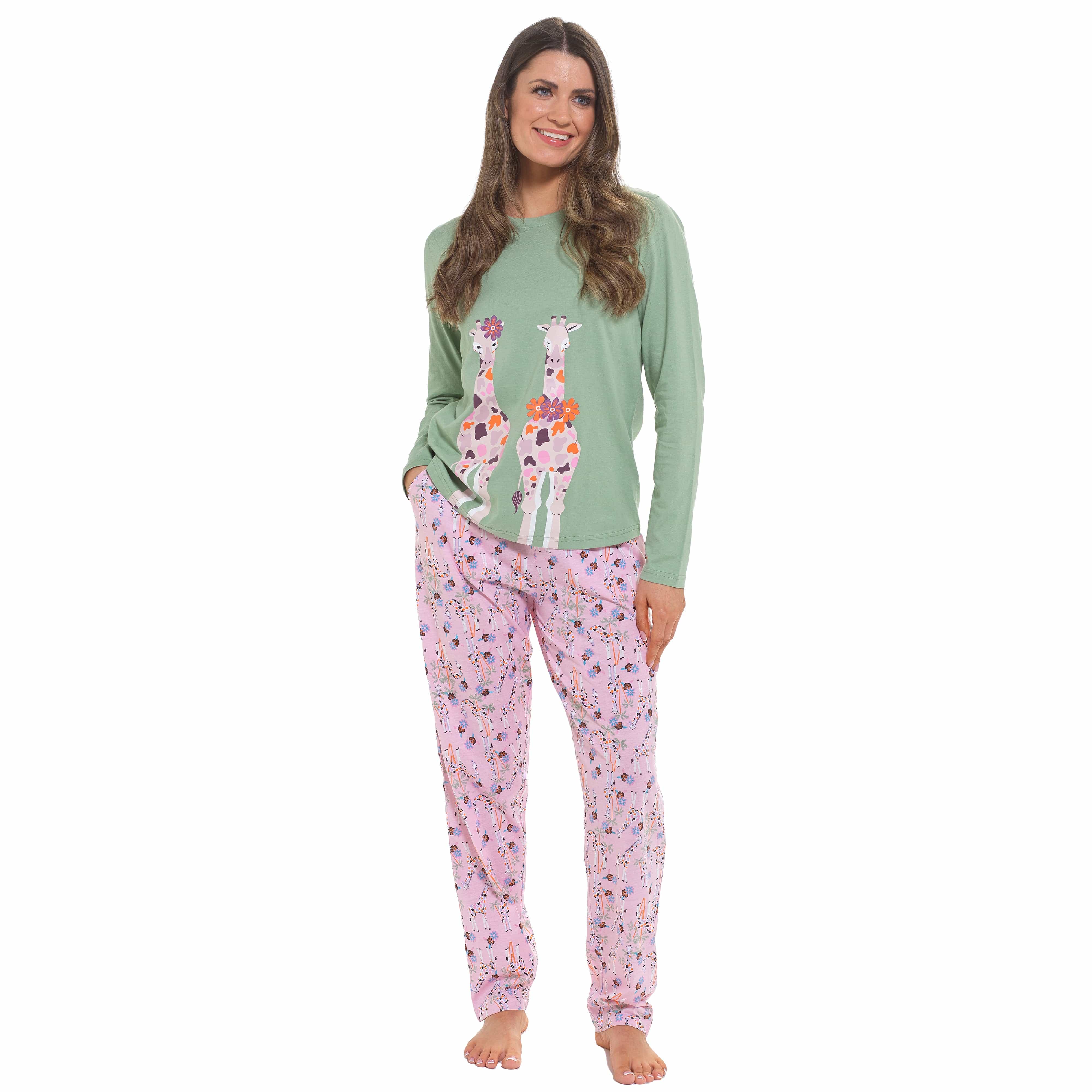 Women's Giraffe Cotton Jersey Long Sleeve Pyjama Set For Comfortable