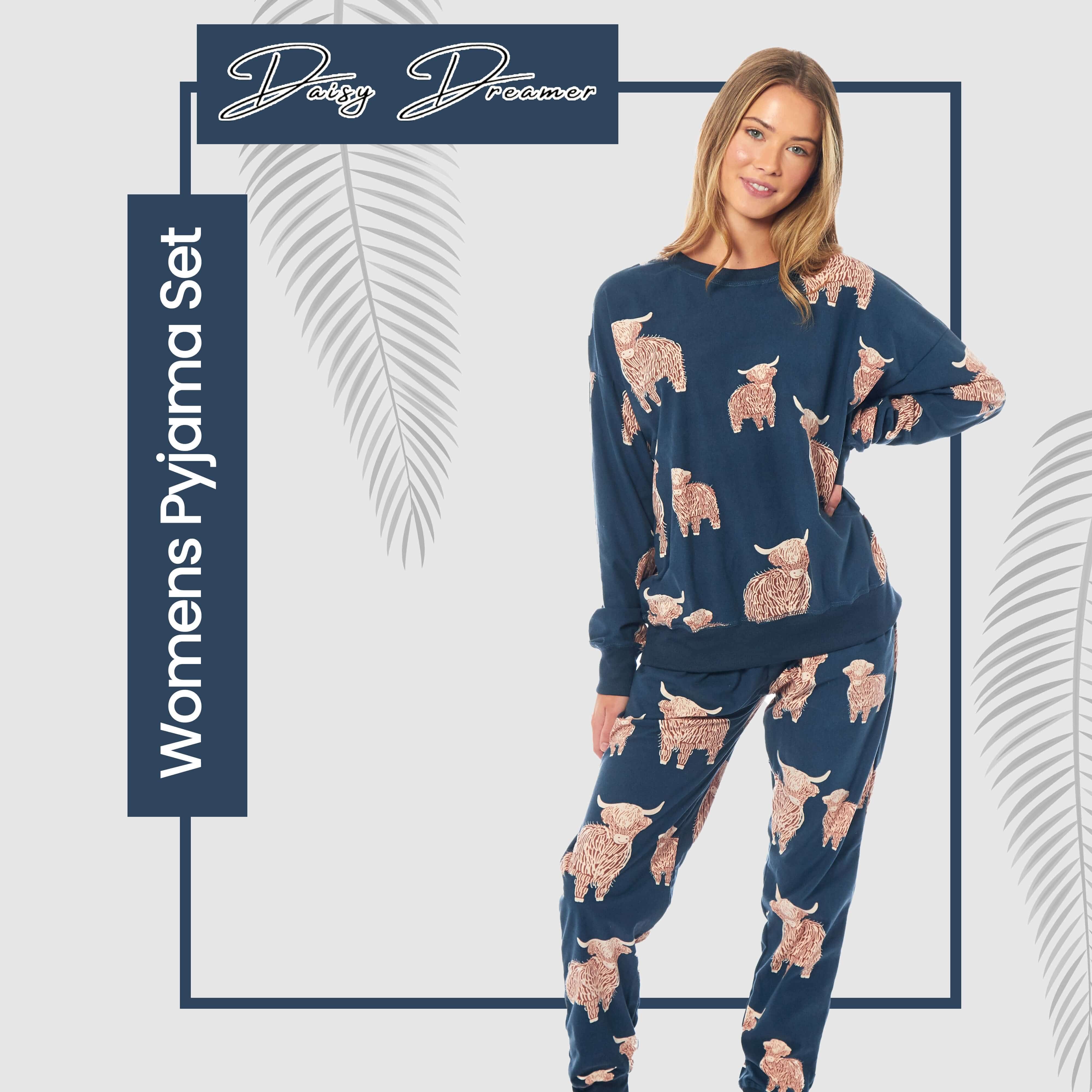 Women's Soft Fleece Pyjama Set With Long Sleeve Highland Cow Print Sleepwear