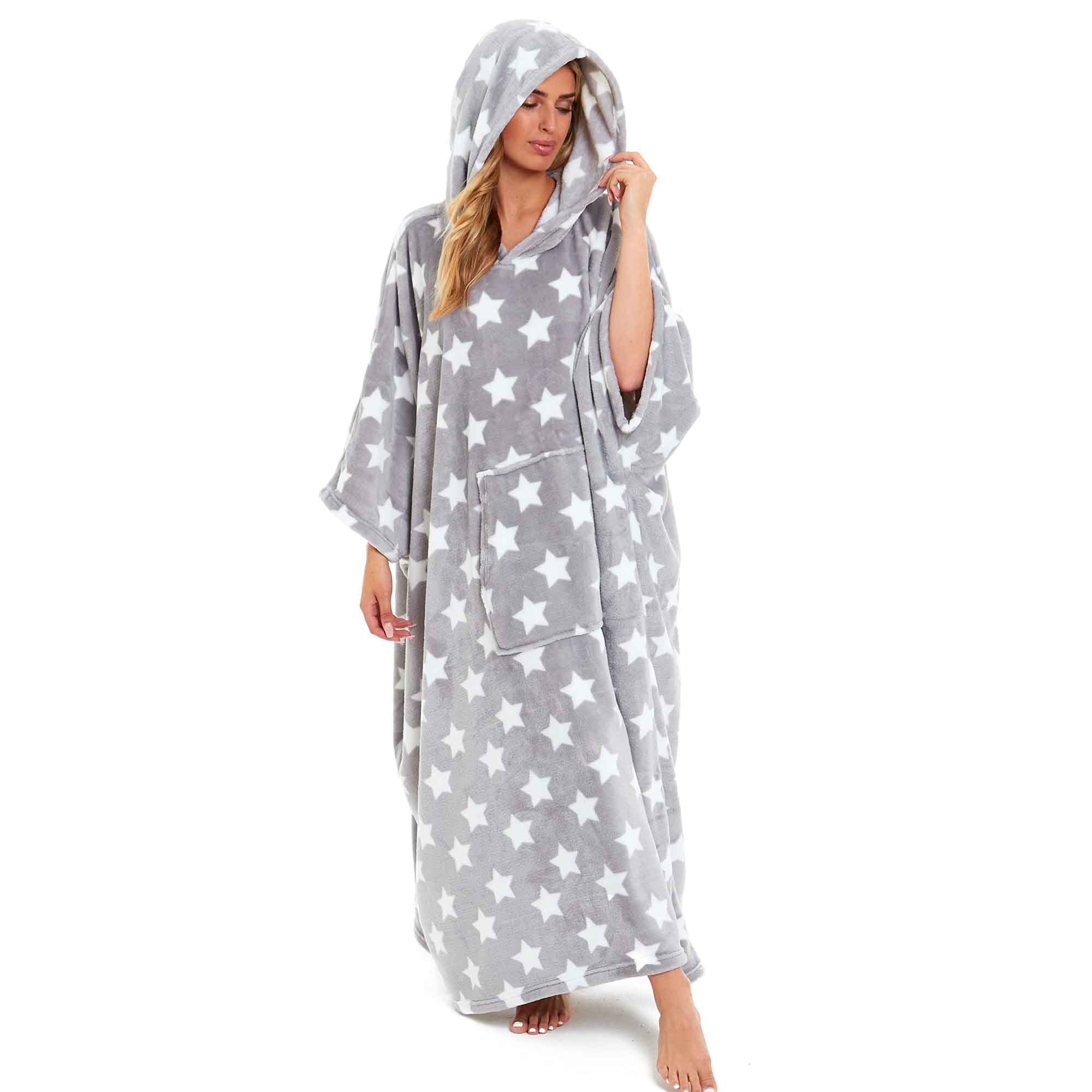 Women's Oversized Hooded Poncho Blanket Super Soft Stars And Polka Dot
