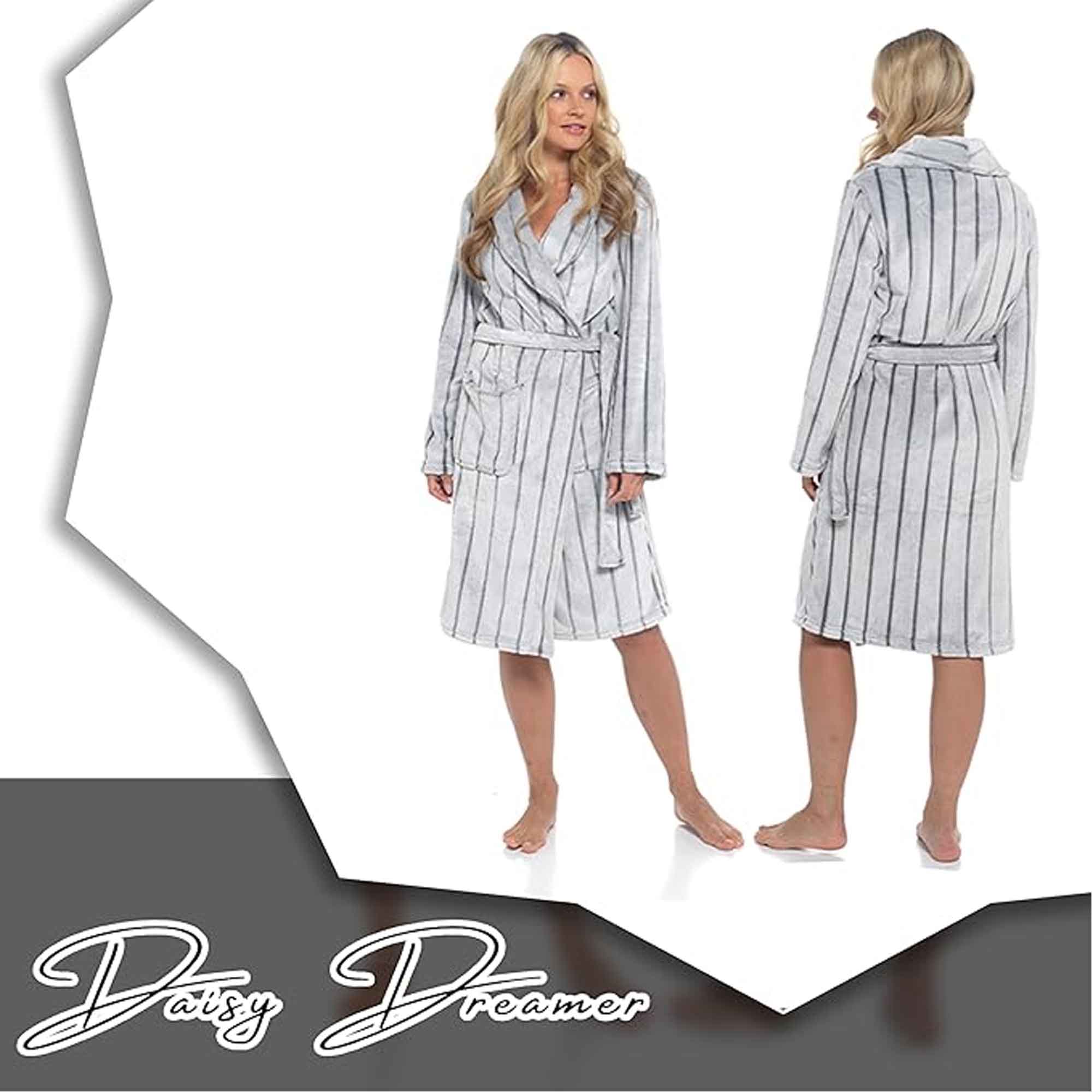 Women's Ultra Soft Velvet Fleece Cosy Hooded Bathrobe With Shawl Collar